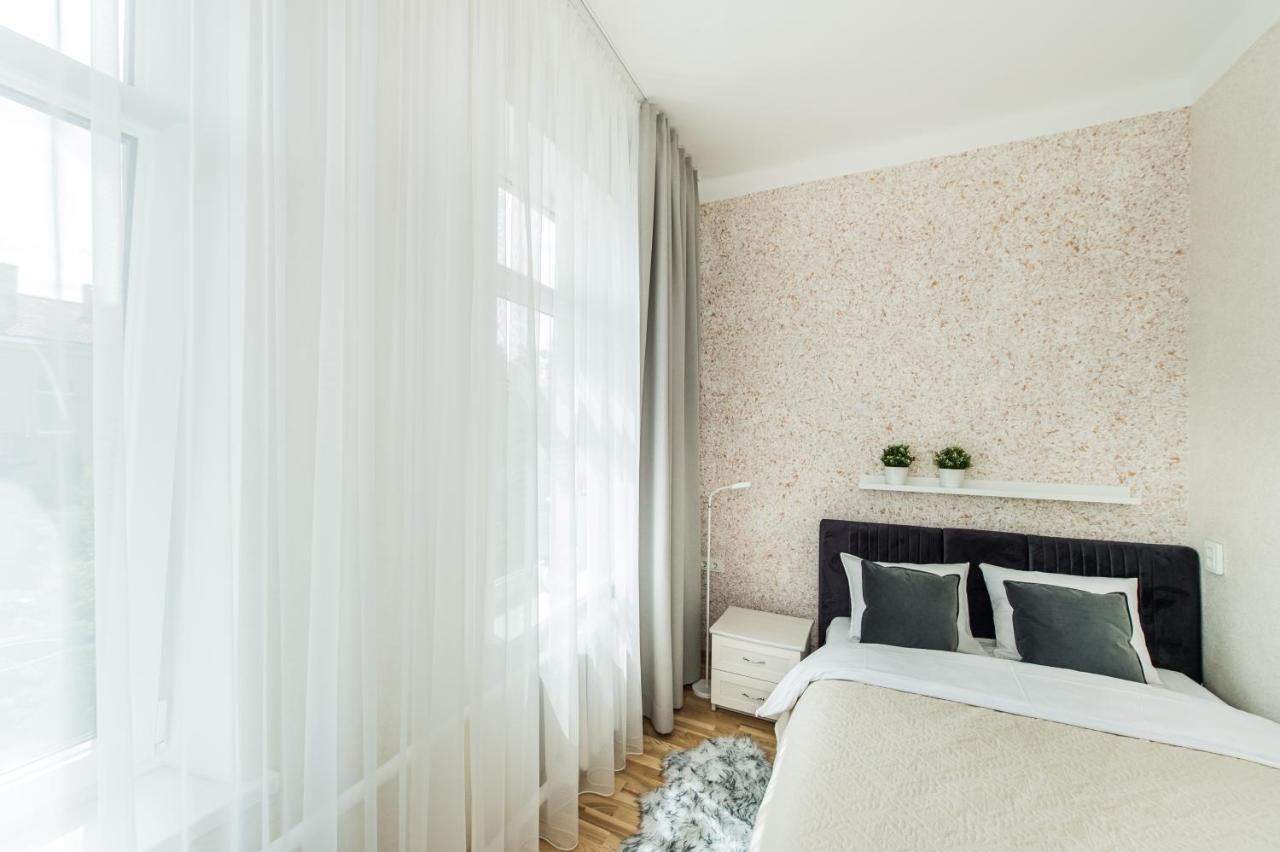 Lovely 1-Bedroom Apartment In Kaunas Old Town Exterior photo