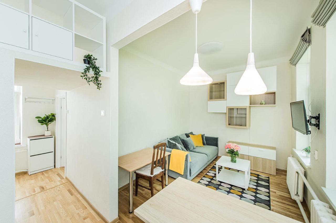 Lovely 1-Bedroom Apartment In Kaunas Old Town Exterior photo